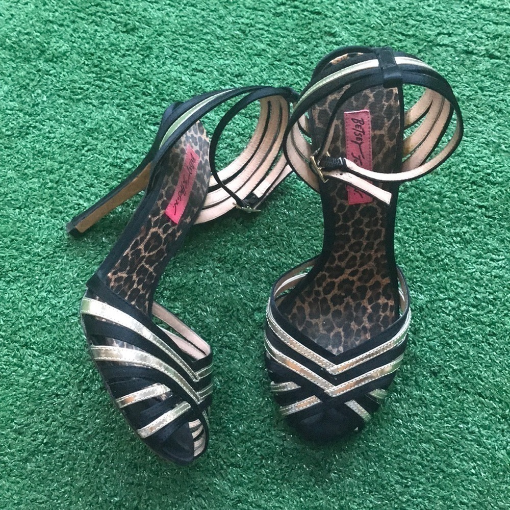 Betsey Johnson black silver peep toe stiletto heel